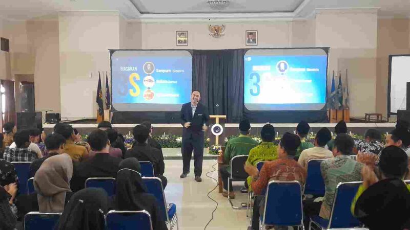 Para duta zakat sedang mengikuti training ESQ yang digelar di Aula KH. Ahmad Dahlan STIKes Muhammadiyah Ciamis, (Doc, Asajabar.com).