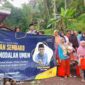 Aksi sosial Yayasan Pecidesa dan LSM PJTR bagikan paket sembako kepada warga Dusun Wanasari Negla RT 44 RW 08 Desa Budiasih Kecamatan Sindangkasih Kabupaten Ciamis.