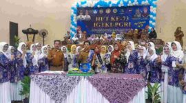 Wabup Ciamis, Yana D Putra saat menghadiri HUT IGTKI.