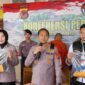 Polisi tengah menunjukan sejumlah alat bukti kasus pelecehan seksual.