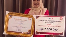 Petugas PPKBD Kelurahan Sindangrasa Kecamatan Ciamis,  Yani Suryani.