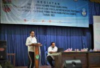 Sekda Kabupaten Ciamis, Dr. H. Tatang M.Pd tengah memberikan arahan Penguatan Kompetensi Guru PPPK Jenjang SD dan SMP di Gedung Ponpes Darussalam Ciamis, Rabu (23/8/2023).