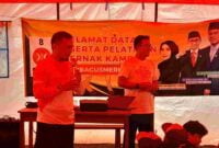 Anggota DPRD Ciamis Fraksi PKS, Uus Rusdiana tengah memberikan pemaparan dalam kegiatan pelatihan ternak kambing.