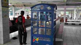 Perpustakaan Mini atau Kotak Literasi Cerdas (Kolecer) yang ditempatkan di Terminal Ciamis.