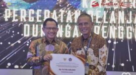Bupati Ciamis, Dr. H. Herdiat Sunarya, MM saat menerima penghargaan, di Jakarta, Selasa,(3/10/2023).