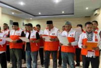 Pengukuhan Satgas Jabar Putih Kabupaten Ciamis di Aula Kantor DPD PKS Kabupaten Ciamis, Selasa (28/11/2023).