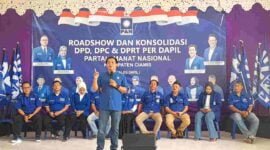 Ketua DPD PAN Kabupaten Ciamis, Yana Diana Putra saat memberikan sambutan di agenda Roadshow dan Konsolidasi DPD, DPC & DPRT Per Dapil PAN Caleg Dapil I di Gedung Puspitawati, Sabtu (18/11/2023)