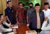 Penyaluran bantuan sosial Kemensos RI bersama Anggota DPR RI Komisi VIII.