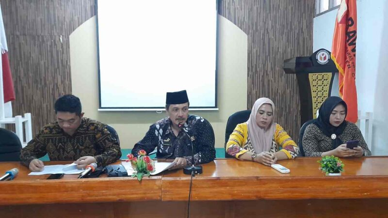 Bawaslu Kabupaten Ciamis tengab menggelar konferensi pers di Kantor Bawaslu, Selasa (19/12/2023).