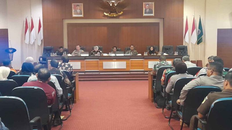 Rapat koordinasi dengan Satuan Kerja Perangkat Daerah (SKPD) di Aula Setda Ciamis, Kamis (21/12/2023). 