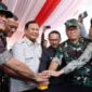 Caleg DPR RI Dapil Jabar X  Nomor Urut 1, Iwan Bule dan Menhan Prabowo Subianto saat meresmikan sumur bor di Kuningan.