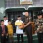 Kegiatan baksos dan santunan anak yatim oleh Kejati Jabar dan Kejari Ciamis di Masjid Jami Uswatun Hasanah, Kelurahan Maleber, Ciamis, Kamis (25/01/2024).
