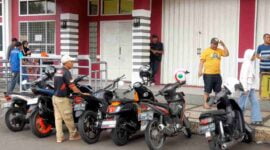 Pengelolaan parkir oleh pihak panitia Tut Wuri Handayani.