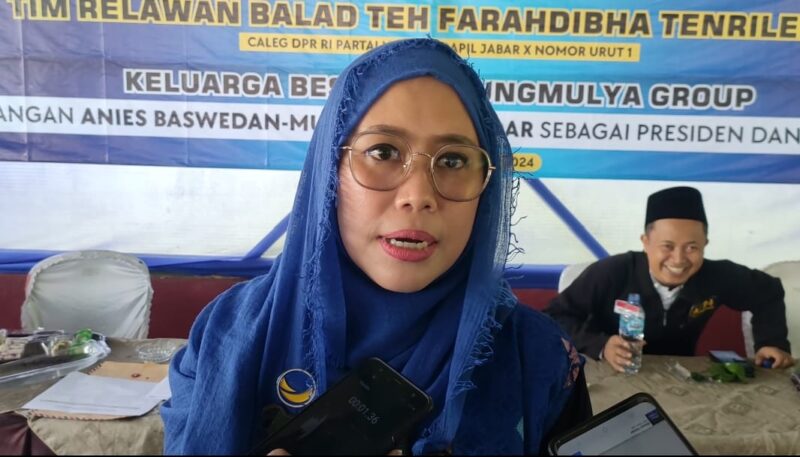 Farahdibha Tenrilemba, calon anggota legislatif (Caleg) DPR RI dari Partai NasDem Dapil Jabar X (Kuningan, Ciamis, Banjar dan Pangandaran) Nomor Urut 1.