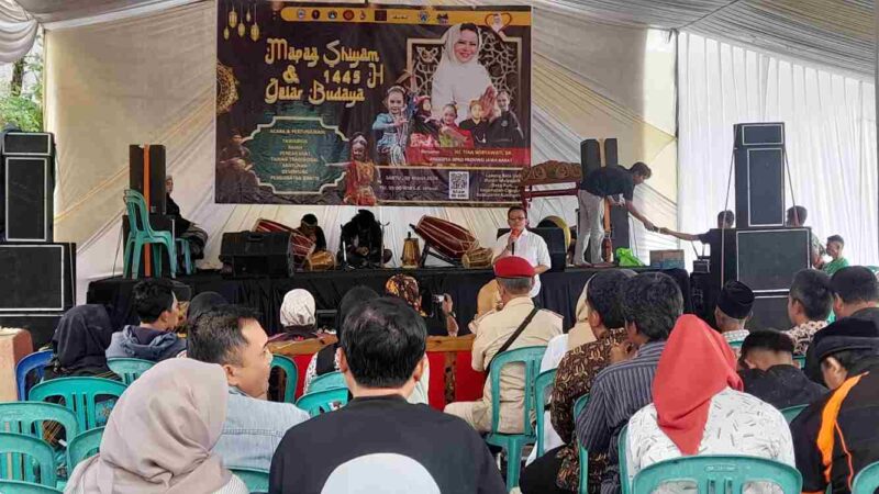 Mapag Shiyam 1445 H dan Gelar Budaya di Dusun Mulyaasih, Cigugur, Kuningan.