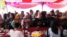 Bazaar Belanja Murah (BBM) Keliling di Halaman Kantor Kecamatan Ciamis.