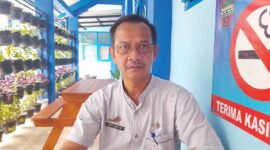 Kepala Sekolah SMPN 1 Ciamis, Asep Surur M.
