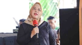 Hj. Tina Wiryawati, SH.