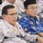 Foto dari kiri, Mantan Sekda Ciamis, H. Tatang - Bupati Ciamis, Herdiat Sunarya.