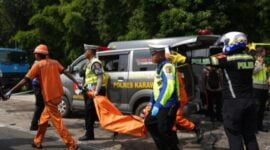 Kecelakaan Tol Jakarta-Cikampek KM 58 (Foto: ANTARA FOTO/AKBAR NUGROHO GUMAY).