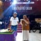 Agenda pemotongan tumpeng oleh Rektor Unigal dan diserahkan kepada Ketua Yayasan Pendidikan Galuh.