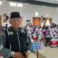 Ketua Panitia Penyelenggara Ibadah Haji (PPIH) Kabupaten Ciamis, Drs. KH. Saeful Ujun, tengah mengawal pemberangkatan calon jemaah haji.