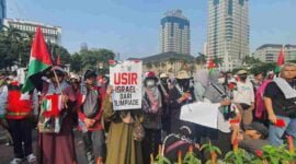 Aliansi Rakyat Indonesia Bela Palestina (ARI-BP) menggelar protes keras terkait keikutsertaan Israel dalam Olimpiade Musim Panas.