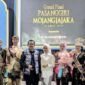 PJ Bupati Ciamis, Engkus Sutisna bersama pemenang Mojang Jajaka Kab.Ciamia 2024.