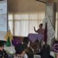 Rektor Unigal Ciamis, Prof. Dr. Dadi, M.Si saat memberikan kuliah umum di Aula FKIP.