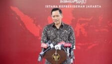 Menteri AHY saat konferensi pers.