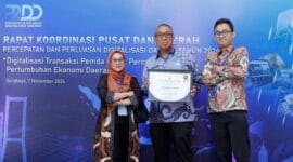 Penghargaan diterima langsung oleh Sekretaris Daerah (Sekda) Ciamis, Dr. H. Andang Firman Triyadi, M.T.