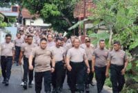 Polres Ciamis mengadakan olahraga bersama untuk menjaga kebugaran dan kesehatan personel.