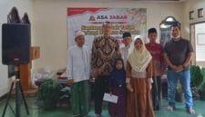 Santunan anak yatim dan berbagi bantuan sembako dalam rangka Milad Asa Jabar yang ke-2.