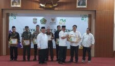 Kantor Pertanahan Ciamis berhasil meraih penghargaan sebagai Lembaga Vertikal Pengelola Zakat Terbaik.