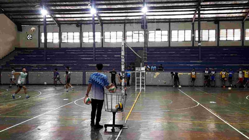 Seleksi atlet bola voli di GGT Ciamis, Senin (14/4/2025).