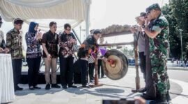 Peresmian Karangkamulyan oleh Bupati Ciamis, Herdiat Sunarya.