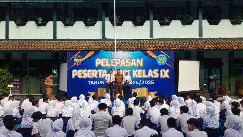 Pelepasan siswa SMPN 4 Ciamis.