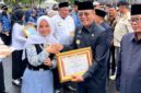 PIK-R Segmentasi Beraksi berfoto dengan Bupati Ciamis.