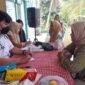Pengobatan gratis di Dusun Pohat, Kecamatan Tambaksari.
