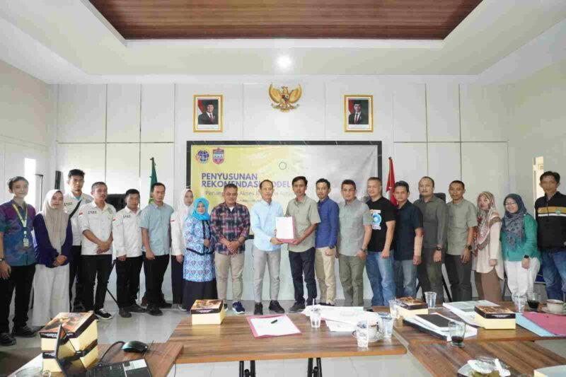 Rapat Reforma Agraria.