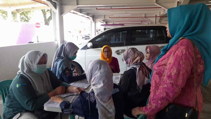 Program CKG di Halaman Food Court Alun-alun Ciamis.