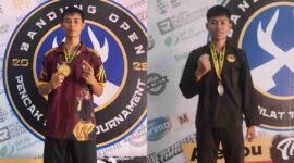 Dua siswa SMAN 1 Ciamis berhasil meraih prestasi pada ajang Bandung Open Pencak Silat Tournament 2025