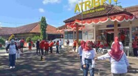 Perlombaan perayaan HUT RI Ke-80 di Kantor Pertanahan Ciamis.