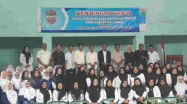 Monitoring akreditasi lembaga Pendidikan Anak Usia Dini (PAUD) serta pelaksanaan Pusat Kegiatan Belajar Masyarakat (PKBM).