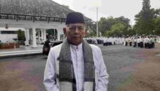 Drs. KH. Saeful Ujun.