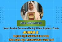 Santri Pondok Pesantren Manhajul Ulum, Kecamatan Rajadesa, Kabupaten Ciamis, Nida Munadiyah.