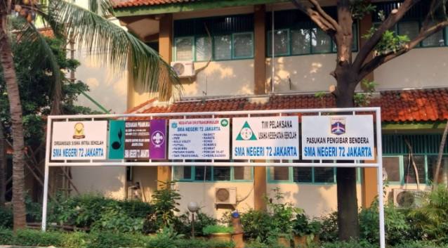Poto SMAN 72 Jakarta diambil dari google.