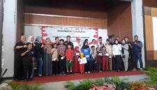 Kegiatan donor darah untuk penderita thalasemia sekaligus penyaluran santunan.