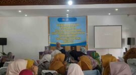 Peningkatan kapasitas kelompok Usaha Peningkatan Pendapatan Keluarga Akseptor (UPPKA).