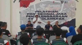 Pelatihan profesional bagi para pekerja jasa penyelenggara event olahraga.